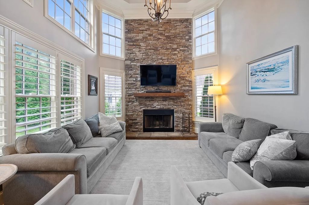 The Estate in Brentwood is a luxurious home located in an amazing location for a perfect entertaining now available for sale. This home located at 1810 Morgan Farms Way, Brentwood, Tennessee; offering 05 bedrooms and 06 bathrooms with 6,086 square feet of living spaces.