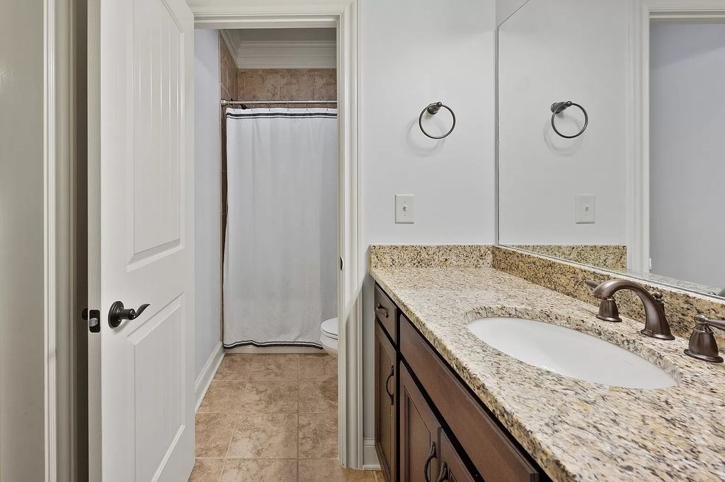 The Estate in Brentwood is a luxurious home located in an amazing location for a perfect entertaining now available for sale. This home located at 1810 Morgan Farms Way, Brentwood, Tennessee; offering 05 bedrooms and 06 bathrooms with 6,086 square feet of living spaces.