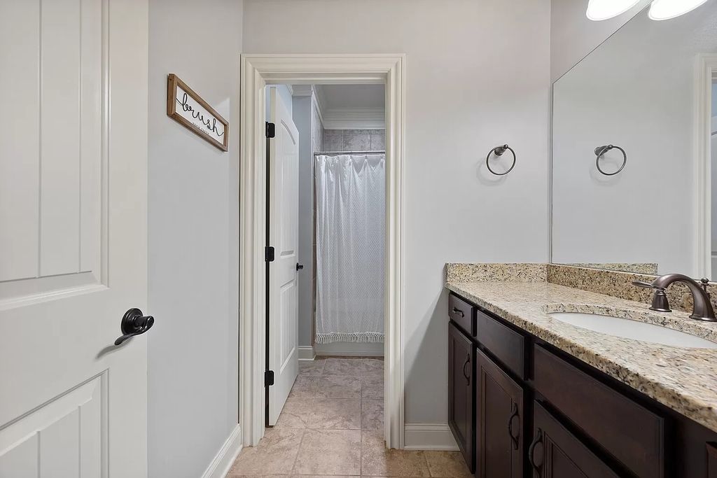 The Estate in Brentwood is a luxurious home located in an amazing location for a perfect entertaining now available for sale. This home located at 1810 Morgan Farms Way, Brentwood, Tennessee; offering 05 bedrooms and 06 bathrooms with 6,086 square feet of living spaces.