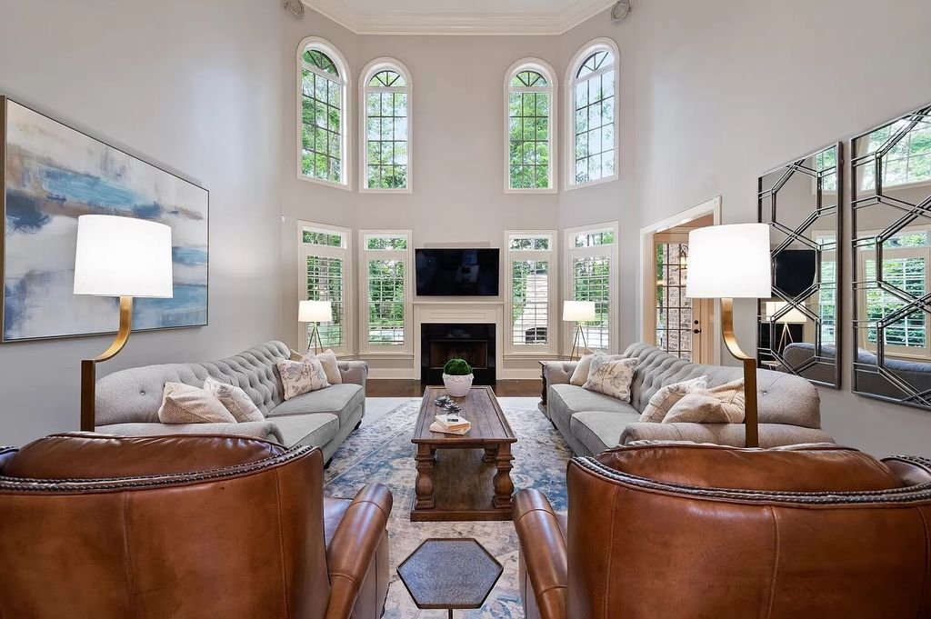 The Estate in Brentwood is a luxurious home located in an amazing location for a perfect entertaining now available for sale. This home located at 1810 Morgan Farms Way, Brentwood, Tennessee; offering 05 bedrooms and 06 bathrooms with 6,086 square feet of living spaces.
