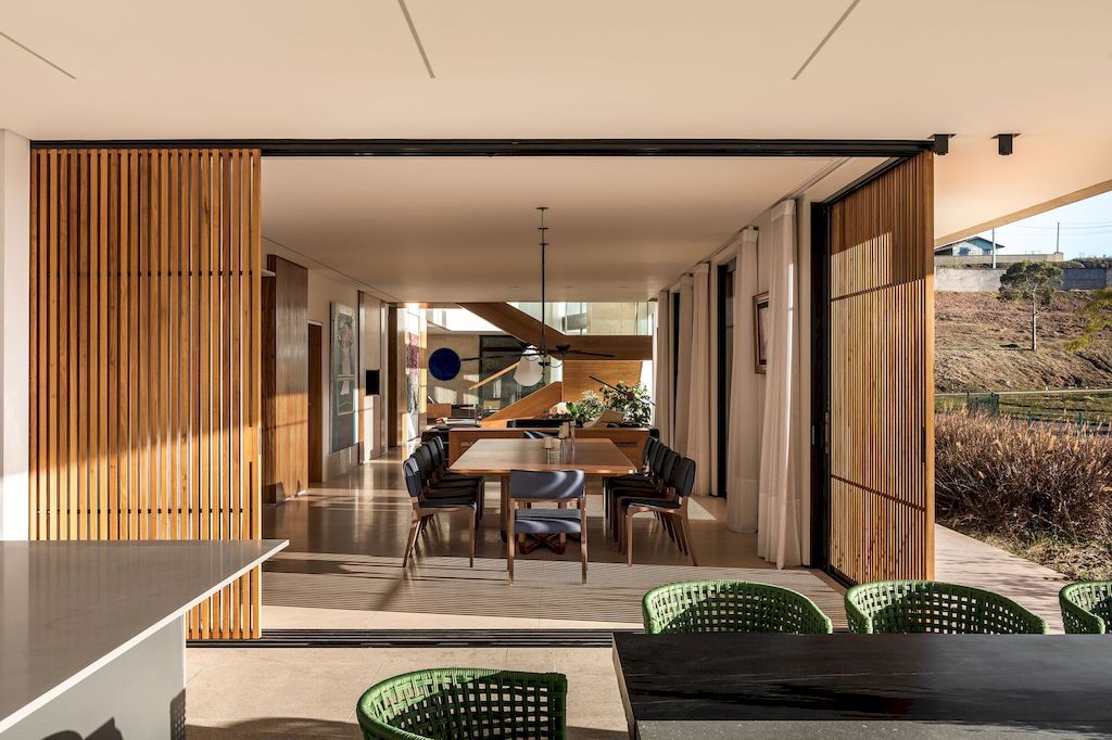 CRJ House with simple horizontal design by Sum Architecture 18