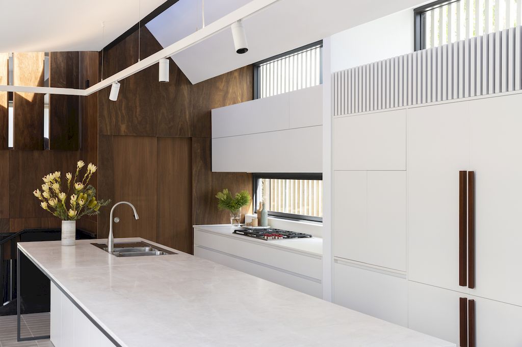 Higham Road House for spatial order flexibility sense by Philip Stejskal 24