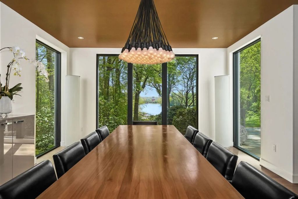 The Estate in Bethesda is a luxurious home newly and completely renovated to impeccable standards now available for sale. This home located at 5216 Abingdon Rd, Bethesda, Maryland; offering 06 bedrooms and 09 bathrooms with 7,427 square feet of living spaces.
