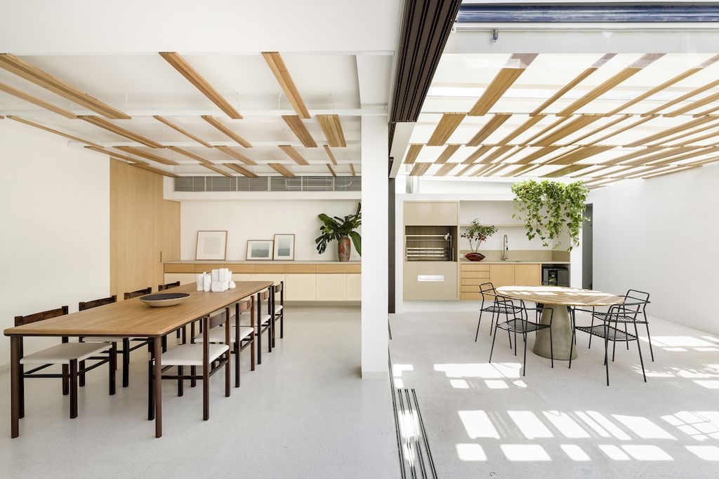 JR House a Comfort Home in Brazil by Pascali Semerdjian Arquitetos 20
