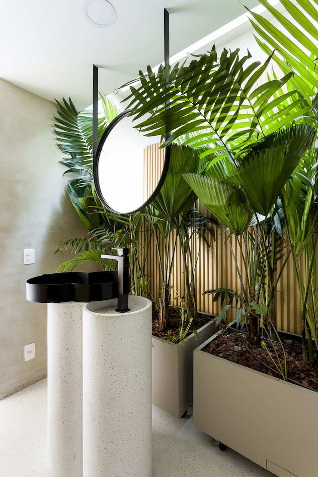 JR House a Comfort Home in Brazil by Pascali Semerdjian Arquitetos 26
