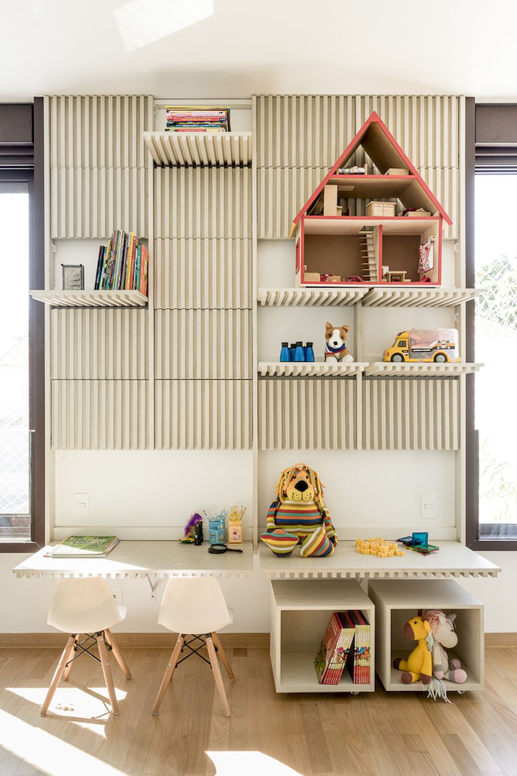 JR House, a Comfort Home in Brazil by Pascali Semerdjian Arquitetos