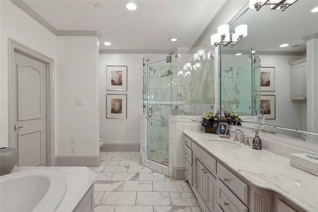 The Home in Southlake, a beautifully updated home with multiple outdoor living areas and balconies overlooking backyard paradise is now available for sale. This home located at 400 S White Chapel Blvd, Southlake, Texas