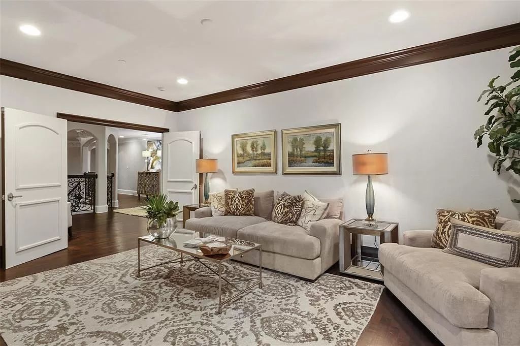 The Home in Southlake, a beautifully updated home with multiple outdoor living areas and balconies overlooking backyard paradise is now available for sale. This home located at 400 S White Chapel Blvd, Southlake, Texas
