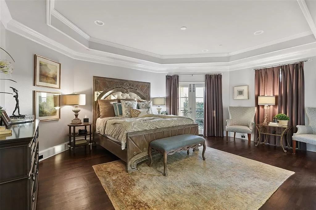 The Home in Southlake, a beautifully updated home with multiple outdoor living areas and balconies overlooking backyard paradise is now available for sale. This home located at 400 S White Chapel Blvd, Southlake, Texas