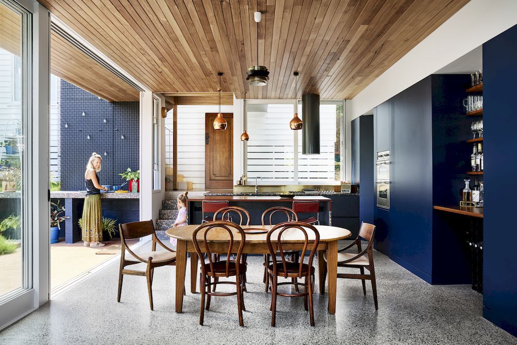 Picket House Northcote Home Clad In White Pickets by Austin Maynard 16