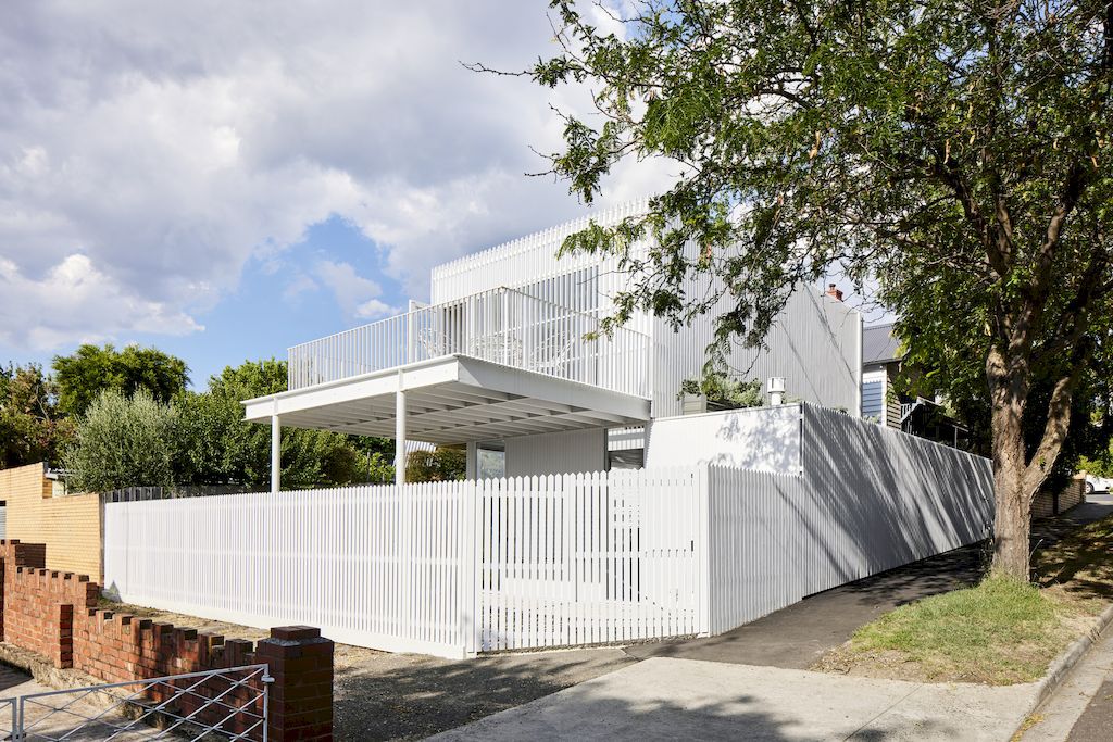 Picket House Northcote Home Clad In White Pickets by Austin Maynard 4