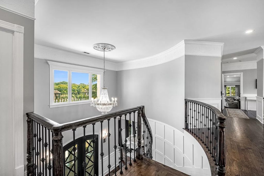 The Estate in Brentwood is a luxurious home fully fenced on 2.04 beautiful acres with a gated entry and fountain now available for sale. This home located at 305 Granny White Pike, Brentwood, Tennessee; offering 04 bedrooms and 06 bathrooms with 5,448 square feet of living spaces.