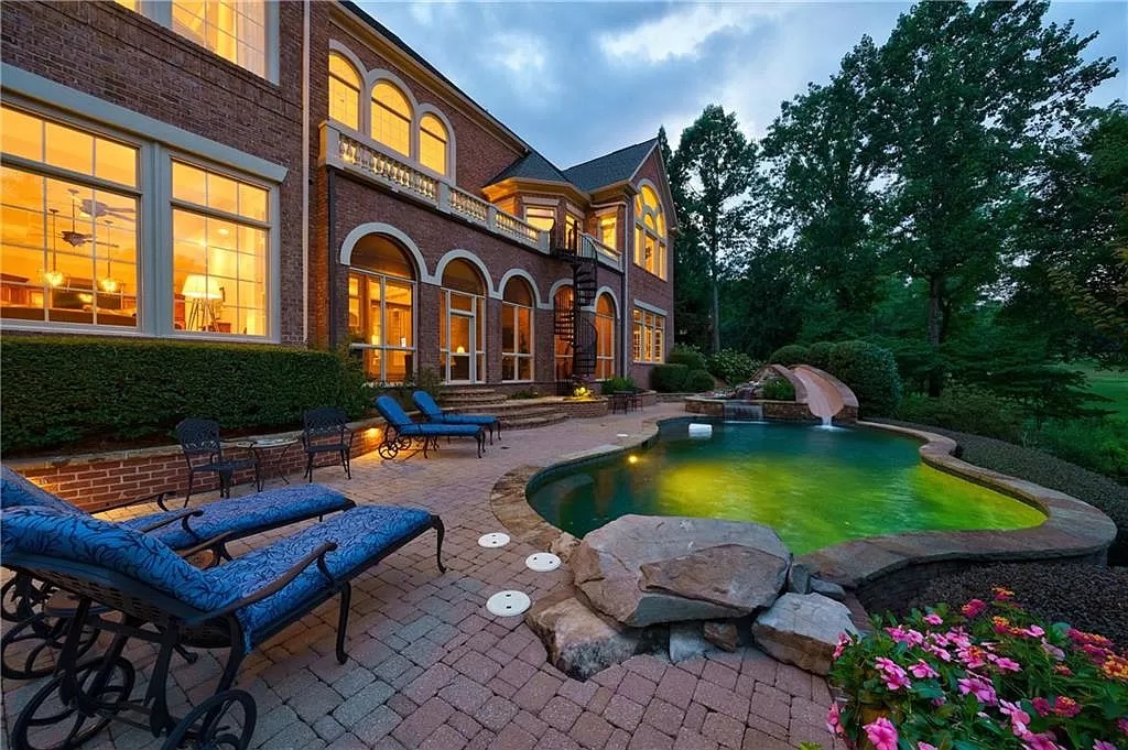 The Estate in Duluth is a luxurious home exuding artfully planned interior now available for sale. This home located at 2681 Lovejoy Cir, Duluth, Georgia; offering 06 bedrooms and 08 bathrooms with 10,886 square feet of living spaces.