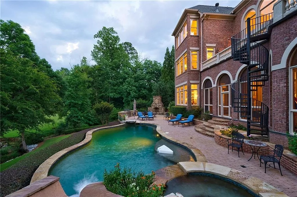 The Estate in Duluth is a luxurious home exuding artfully planned interior now available for sale. This home located at 2681 Lovejoy Cir, Duluth, Georgia; offering 06 bedrooms and 08 bathrooms with 10,886 square feet of living spaces.