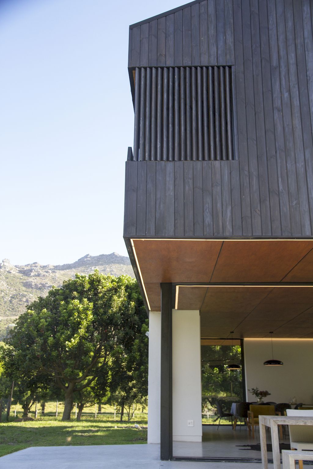 Sassen Residence, suit to rural context, respect nature by SALT Architects
