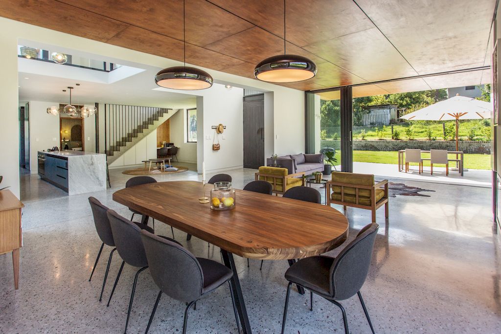 Sassen Residence suit to rural context respect nature by SALT Architects 14