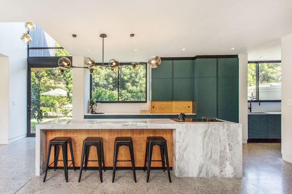 Sassen Residence, suit to rural context, respect nature by SALT Architects