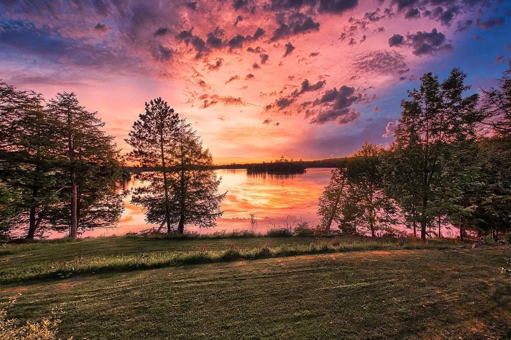 The Estate in Watersmeet is a luxurious home commanding panoramic lake views from all points now available for sale. This home located at 19210 Mamie Lake Rd W, Watersmeet, Michigan; offering 07 bedrooms and 07 bathrooms with 10,004 square feet of living spaces. 