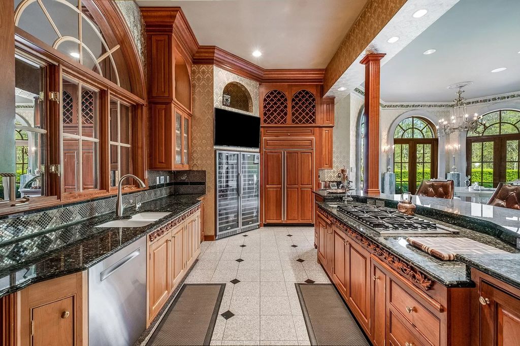 The Estate in Brentwood is a luxurious home filled with ornate details and flexible floor plan now available for sale. This home located at 9600 Concord Rd, Brentwood, Tennessee; offering 04 bedrooms and 08 bathrooms with 15,000 square feet of living spaces. 