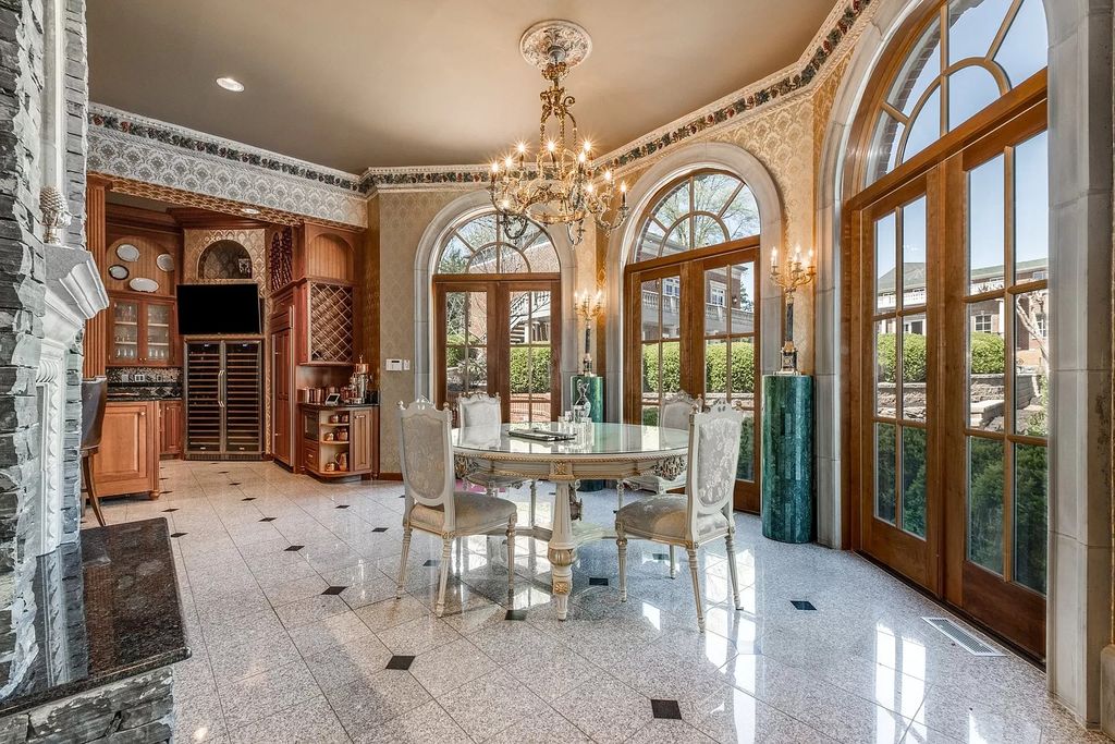 The Estate in Brentwood is a luxurious home filled with ornate details and flexible floor plan now available for sale. This home located at 9600 Concord Rd, Brentwood, Tennessee; offering 04 bedrooms and 08 bathrooms with 15,000 square feet of living spaces. 