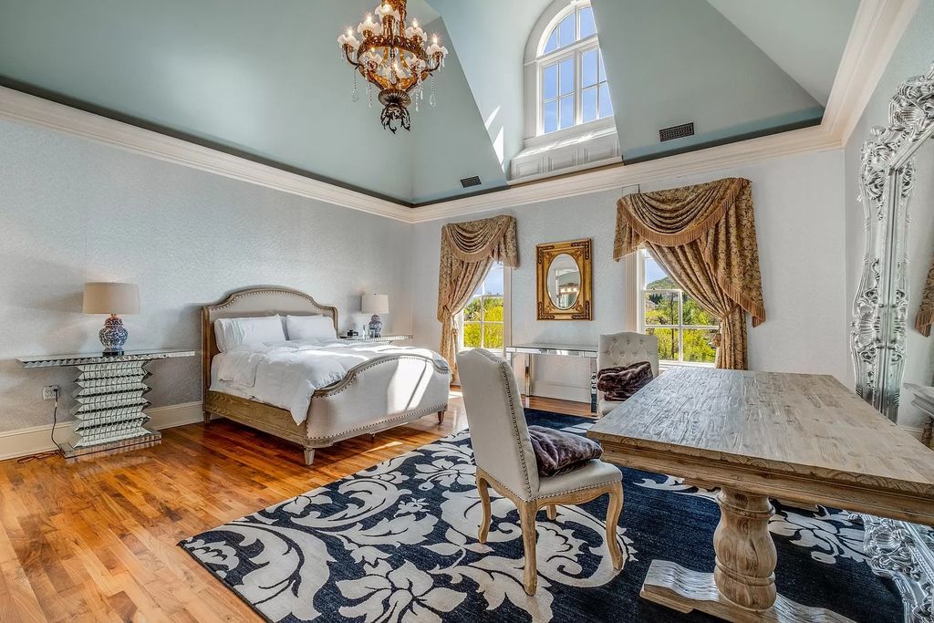 The Estate in Brentwood is a luxurious home filled with ornate details and flexible floor plan now available for sale. This home located at 9600 Concord Rd, Brentwood, Tennessee; offering 04 bedrooms and 08 bathrooms with 15,000 square feet of living spaces. 