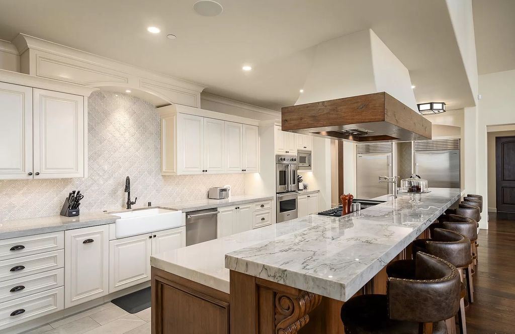 The Home in Rancho Santa Fe, a beautifully private estate with over 22,500 Square feet of indoor and outdoor covered living spaces perfect for todays ultimate lifestyle is now available for sale. This house located at 7029-31 Las Colinas, Rancho Santa Fe, California