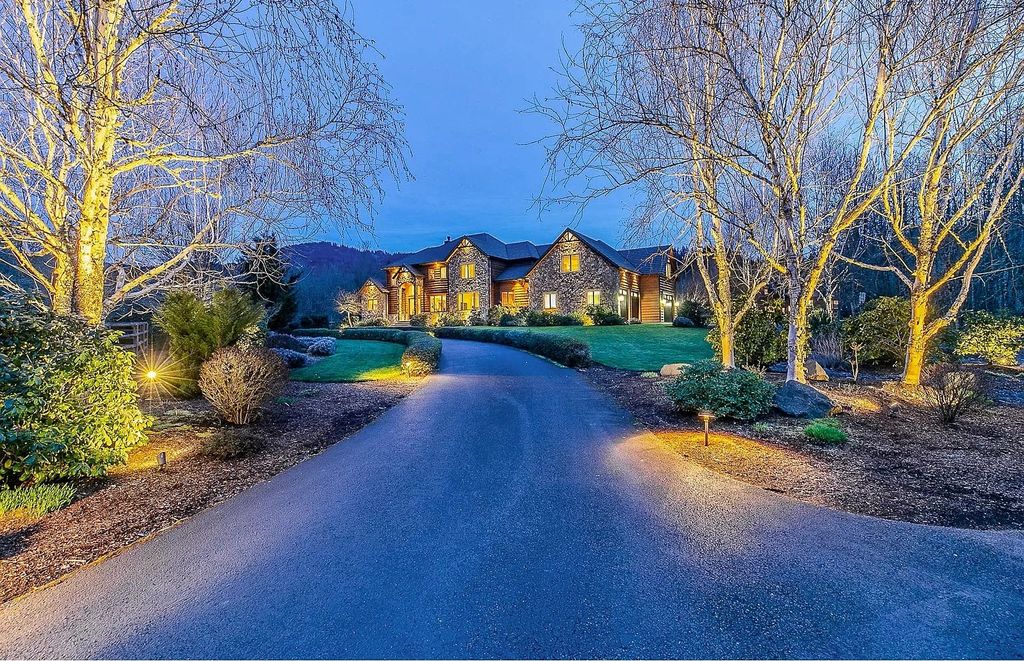 The Estate in Eugene is a luxurious home with open floor plan and expansive windows to bring the outside in now available for sale. This home located at 90896 Diamond Ridge Loop, Eugene, Oregon; offering 04 bedrooms and 06 bathrooms with 6,543 square feet of living spaces.