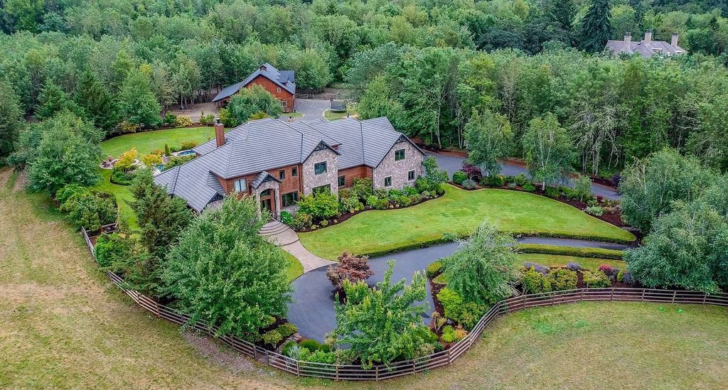 The Estate in Eugene is a luxurious home with open floor plan and expansive windows to bring the outside in now available for sale. This home located at 90896 Diamond Ridge Loop, Eugene, Oregon; offering 04 bedrooms and 06 bathrooms with 6,543 square feet of living spaces.