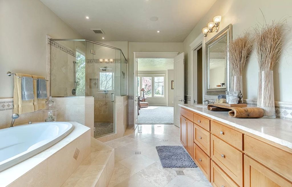 The Estate in Eugene is a luxurious home with open floor plan and expansive windows to bring the outside in now available for sale. This home located at 90896 Diamond Ridge Loop, Eugene, Oregon; offering 04 bedrooms and 06 bathrooms with 6,543 square feet of living spaces.
