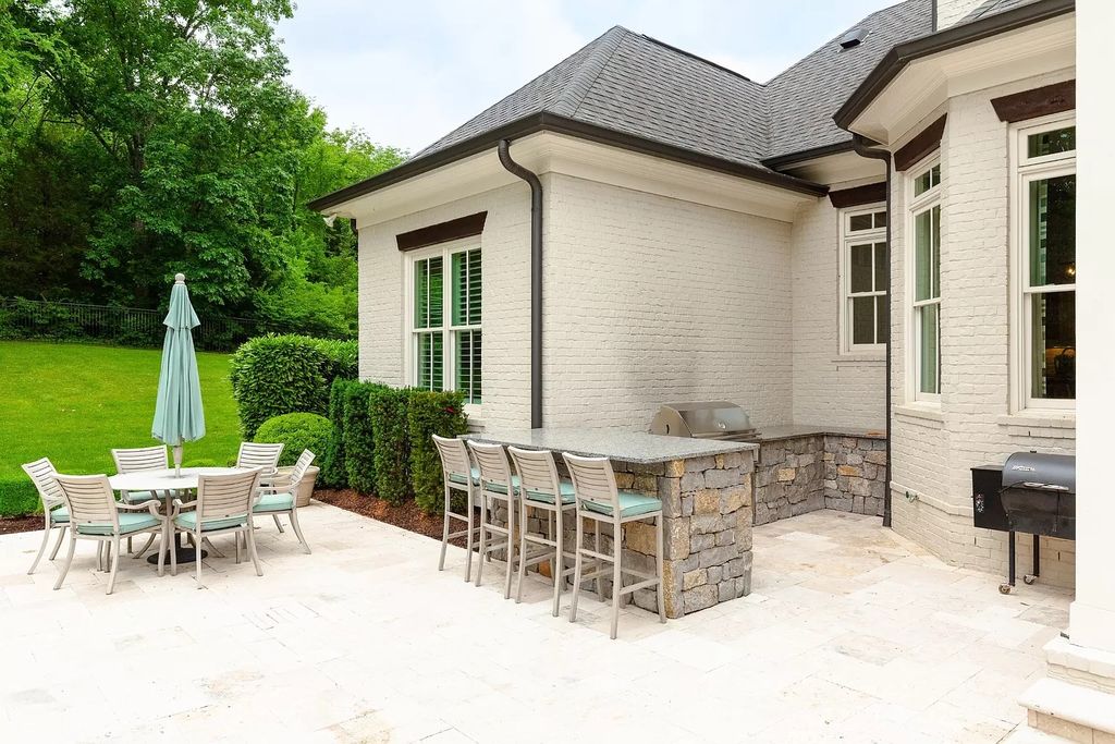 The Estate in Brentwood is a luxurious home featuring high-end finishes, thoughtfully-crafted millwork now available for sale. This home located at 2209 Cumberwell Close, Brentwood, Tennessee; offering 05 bedrooms and 06 bathrooms with 6,315 square feet of living spaces.
