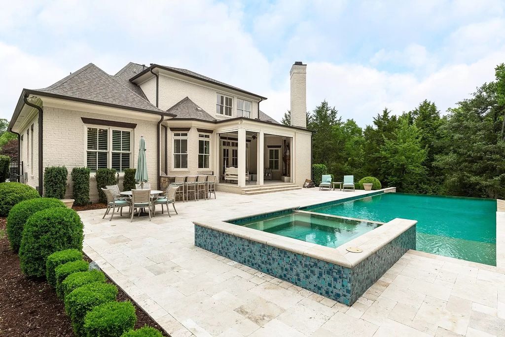 The Estate in Brentwood is a luxurious home featuring high-end finishes, thoughtfully-crafted millwork now available for sale. This home located at 2209 Cumberwell Close, Brentwood, Tennessee; offering 05 bedrooms and 06 bathrooms with 6,315 square feet of living spaces.