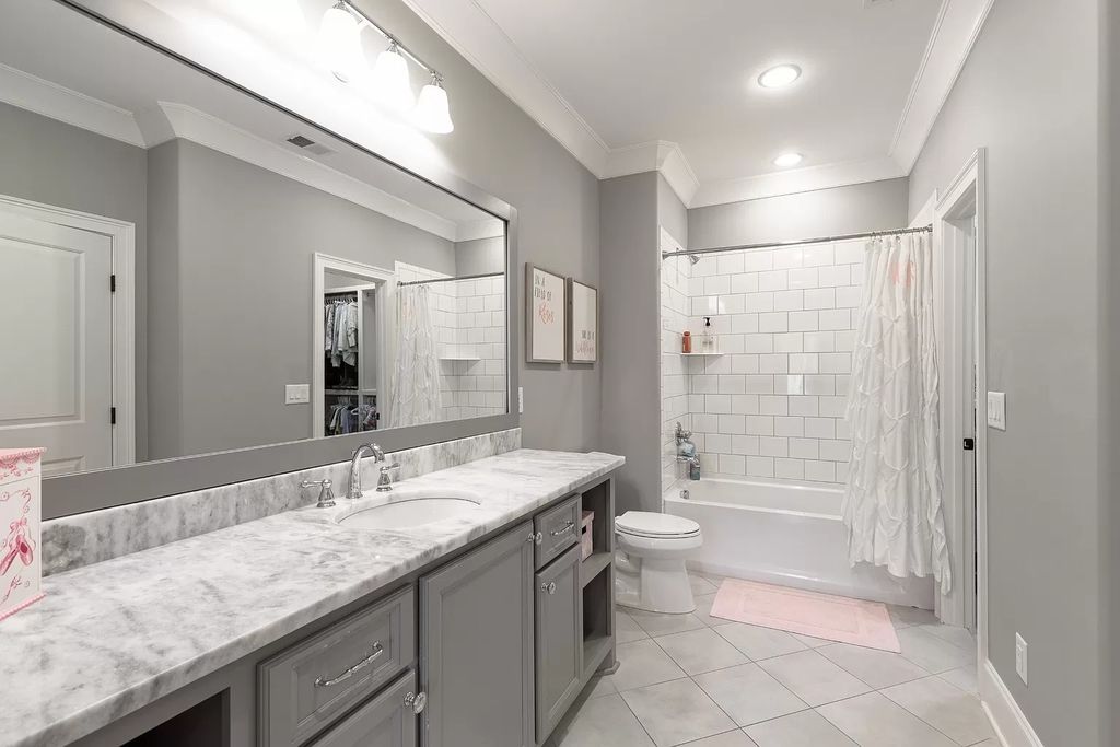 The Estate in Brentwood is a luxurious home featuring high-end finishes, thoughtfully-crafted millwork now available for sale. This home located at 2209 Cumberwell Close, Brentwood, Tennessee; offering 05 bedrooms and 06 bathrooms with 6,315 square feet of living spaces.