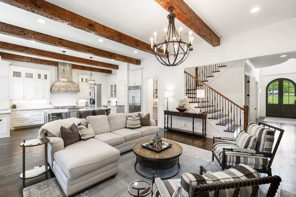 The Estate in Brentwood is a luxurious home featuring high-end finishes, thoughtfully-crafted millwork now available for sale. This home located at 2209 Cumberwell Close, Brentwood, Tennessee; offering 05 bedrooms and 06 bathrooms with 6,315 square feet of living spaces.