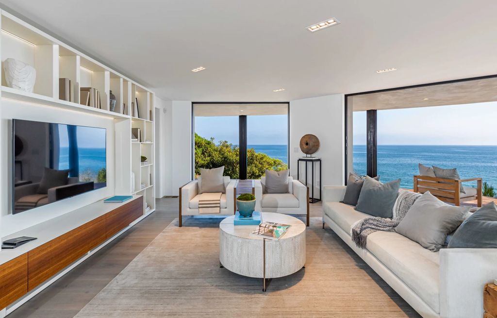 The Home in Malibu, a divine modern retreat with open-plan living spaces and entertainment-ready outdoor space offering far-reaching ocean views plus seamless access to local conveniences is now available for sale. This home located at 25225 Malibu Rd, Malibu, California