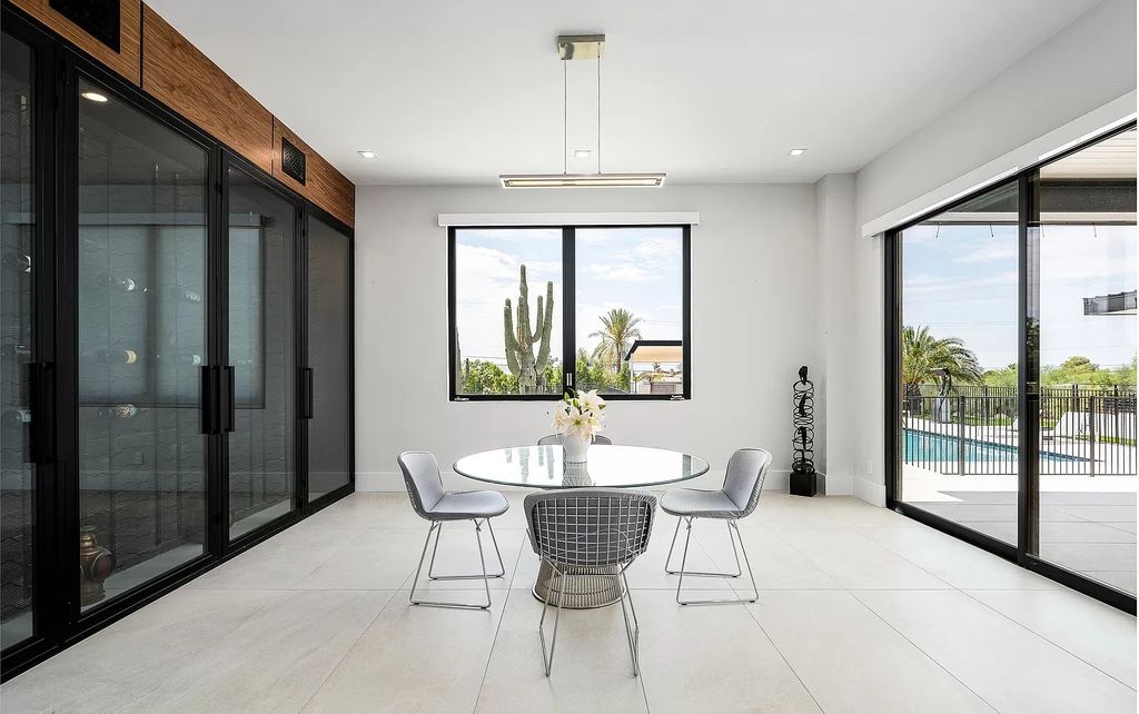 The Home in Phoenix, a magnificent custom remodel home built by Avomos with the lavish backyard entertainment grounds including a cabana and multiple sitting areas is now available for sale. This home located at 4951 E Rockridge Rd, Phoenix, Arizona