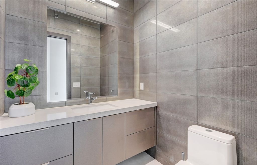 The Home in Henderson, a brand new construction features an open floor plan with modern finishes boasting unobstructed Vegas Strip and mountain views is now available for sale. This home located at 2281 Laughing Water Way, Henderson, Nevada