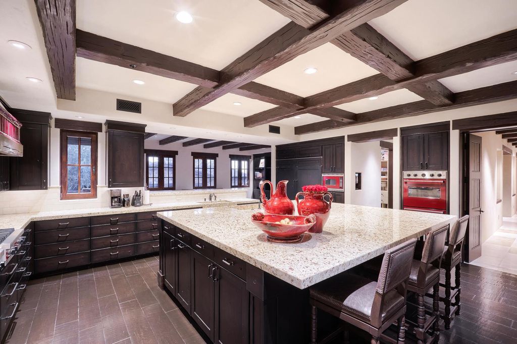The Estate in Scottsdale, a mountainside sanctuary that offers both privacy and an organic connection to the Sonoran Desert built with the highest quality materials and workmanship is now available for sale. This home located at 10738 E Diamond Rim Dr, Scottsdale, Arizona