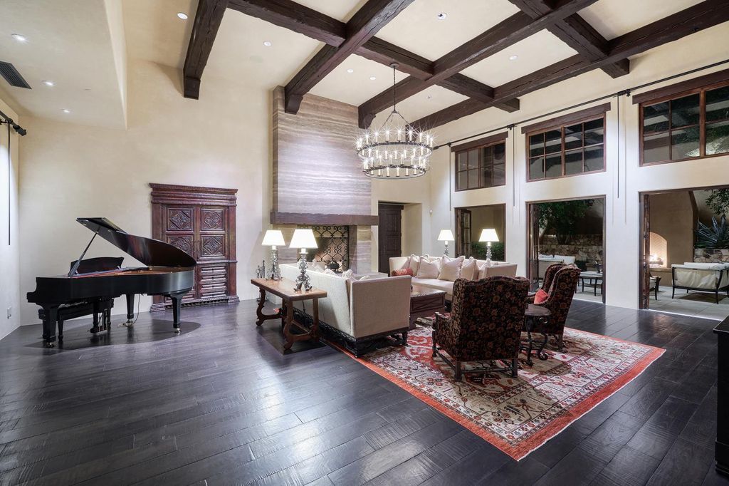 The Estate in Scottsdale, a mountainside sanctuary that offers both privacy and an organic connection to the Sonoran Desert built with the highest quality materials and workmanship is now available for sale. This home located at 10738 E Diamond Rim Dr, Scottsdale, Arizona