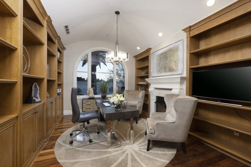 The Home in Henderson, a villa at Gated Marquis in Seven Hills with elegant upgrades and finishes offering sensational golf, mountain and city views is now available for sale. This home located at 1308 Villa Barolo Ave, Henderson, Nevada