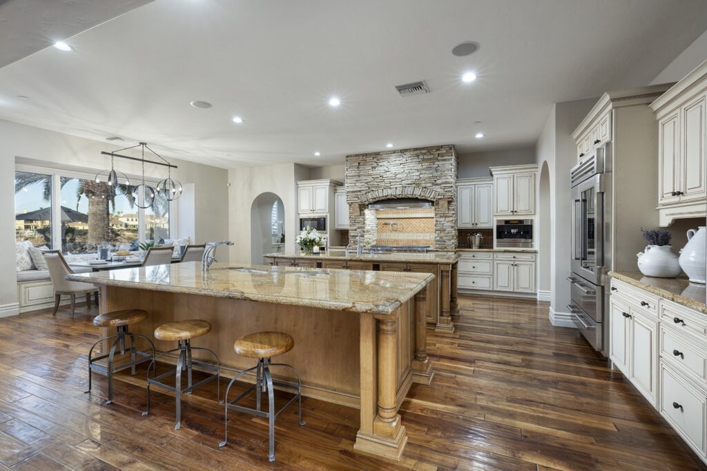 The Home in Henderson, a villa at Gated Marquis in Seven Hills with elegant upgrades and finishes offering sensational golf, mountain and city views is now available for sale. This home located at 1308 Villa Barolo Ave, Henderson, Nevada