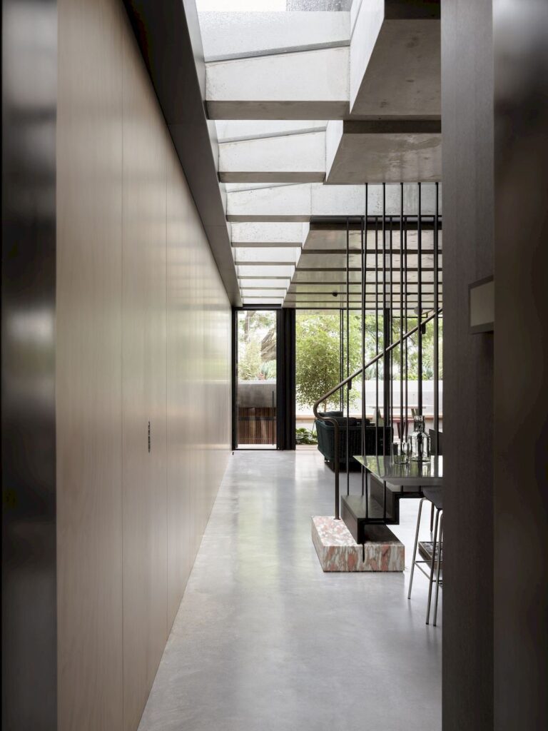Birch Tree House an impressive single story frontage by HE Architects 20 1