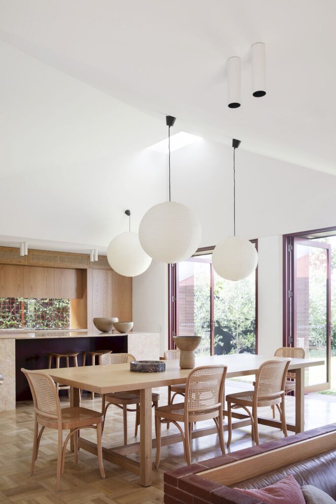 Bona Vista House with a Warm and Cozy Spaces by Architect Prineas 11