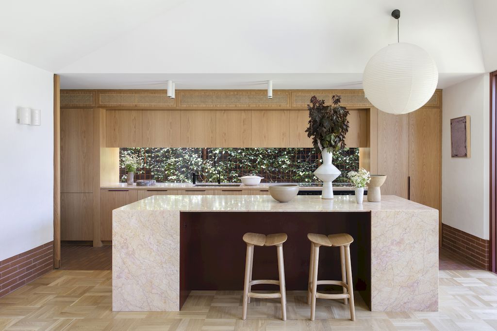Bona Vista House with a Warm and Cozy Spaces by Architect Prineas 14
