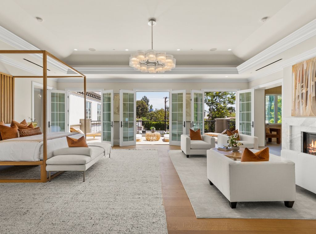 The Estate in Beverly Hills, a brand new architectural triumph combines classic opulence and the modern feel of today with its exquisite features and luxurious quality finishes is now available for sale. This home located at 802 Foothill Rd, Beverly Hills, California