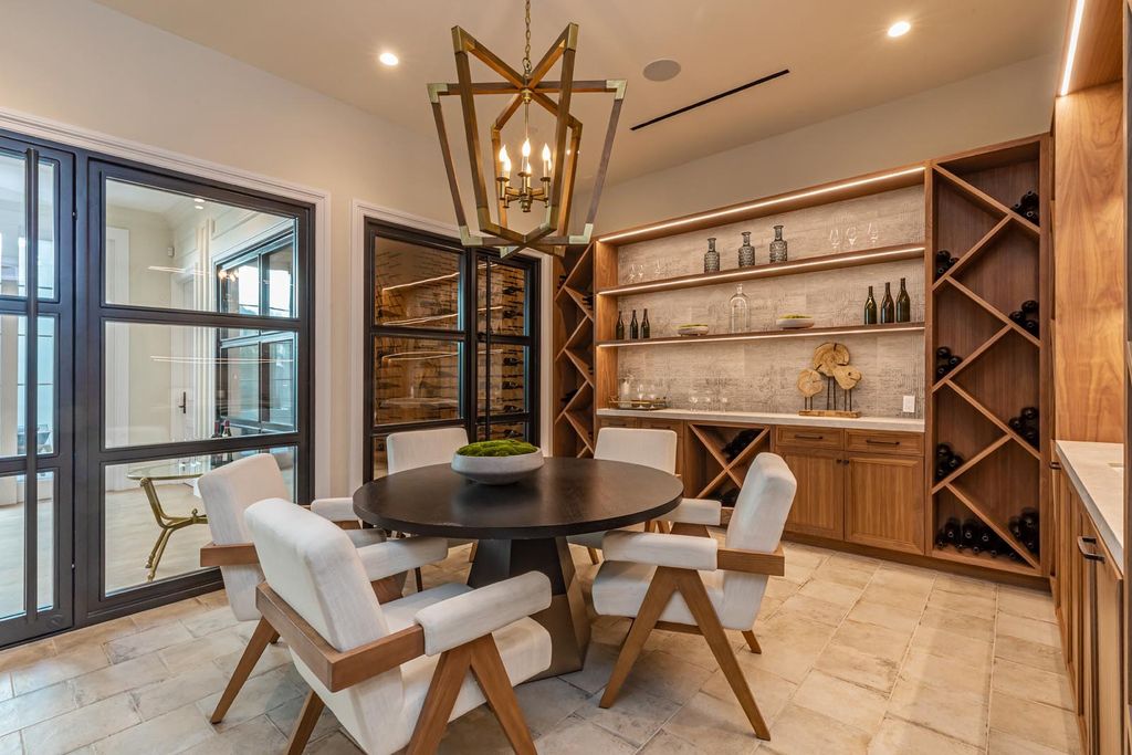 The Estate in Beverly Hills, a brand new architectural triumph combines classic opulence and the modern feel of today with its exquisite features and luxurious quality finishes is now available for sale. This home located at 802 Foothill Rd, Beverly Hills, California