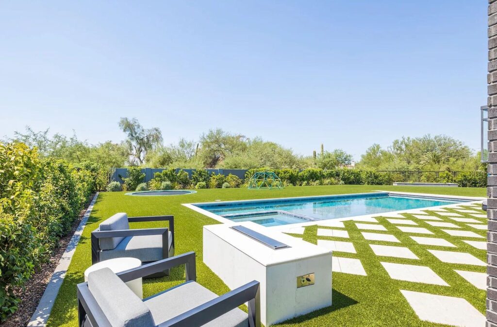 The Home in Scottsdale, a thoughtfully designed modern masterpiece offers pure luxury and the exquisite views of the Sunset through the Mountains is now available for sale. This home located at 23416 N 84th St, Scottsdale, Arizona