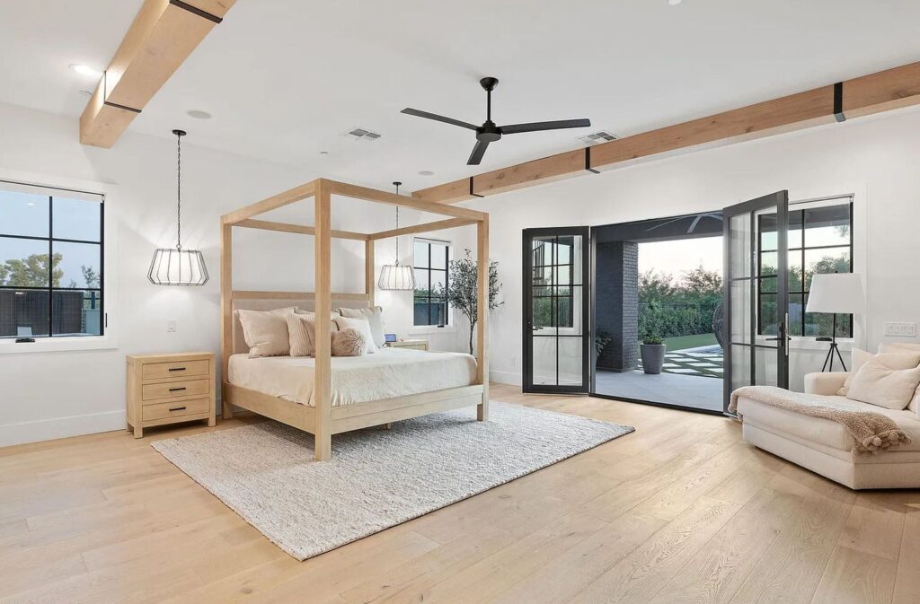 The Home in Scottsdale, a thoughtfully designed modern masterpiece offers pure luxury and the exquisite views of the Sunset through the Mountains is now available for sale. This home located at 23416 N 84th St, Scottsdale, Arizona