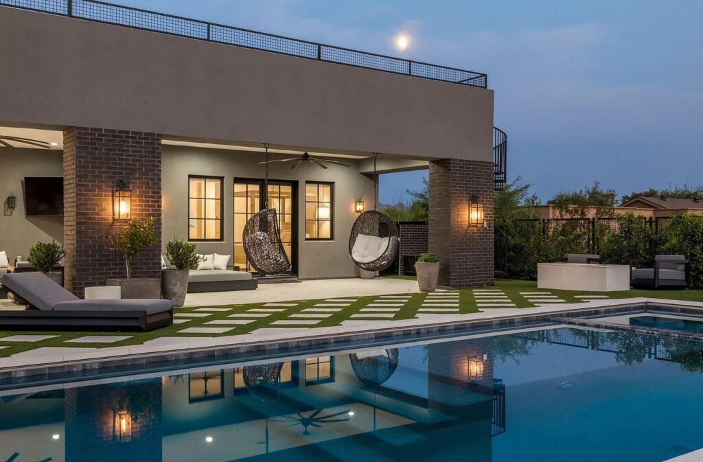 The Home in Scottsdale, a thoughtfully designed modern masterpiece offers pure luxury and the exquisite views of the Sunset through the Mountains is now available for sale. This home located at 23416 N 84th St, Scottsdale, Arizona
