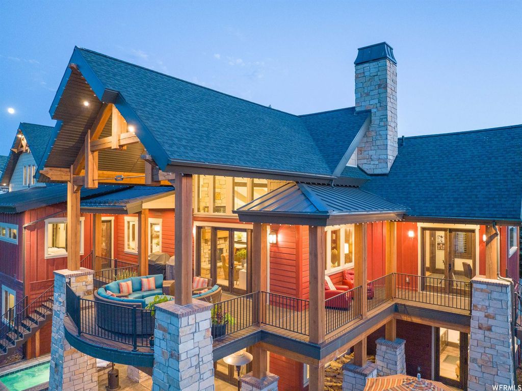 The Home in Heber City, a very special property within the Lake Creek Farms subdivision offers serene privacy with views of the neighborhood, Mayflower, and Mt. Timpanogos is now available for sale. This home located at 1545 Palomino Cir, Heber City, Utah