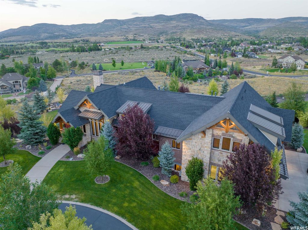The Home in Heber City, a very special property within the Lake Creek Farms subdivision offers serene privacy with views of the neighborhood, Mayflower, and Mt. Timpanogos is now available for sale. This home located at 1545 Palomino Cir, Heber City, Utah